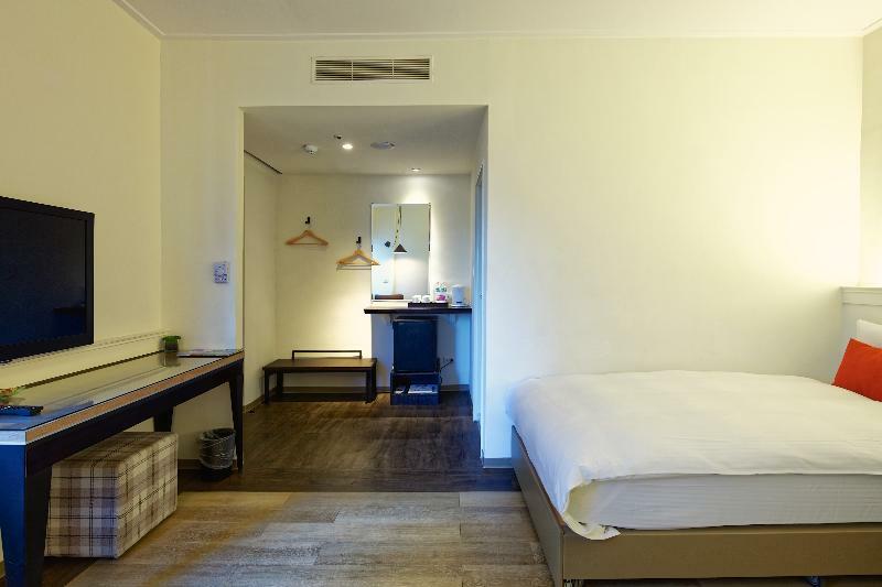 53 Hotel Taichung Exterior foto